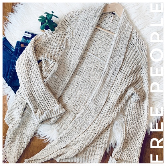 🌿- FREE PEOPLE cardigan sweater w/fringe deta… - Picture 2 of 8